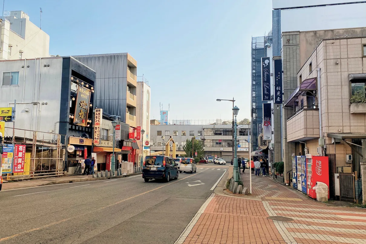 六本松駅・桜坂駅へと続く笹丘の坂道